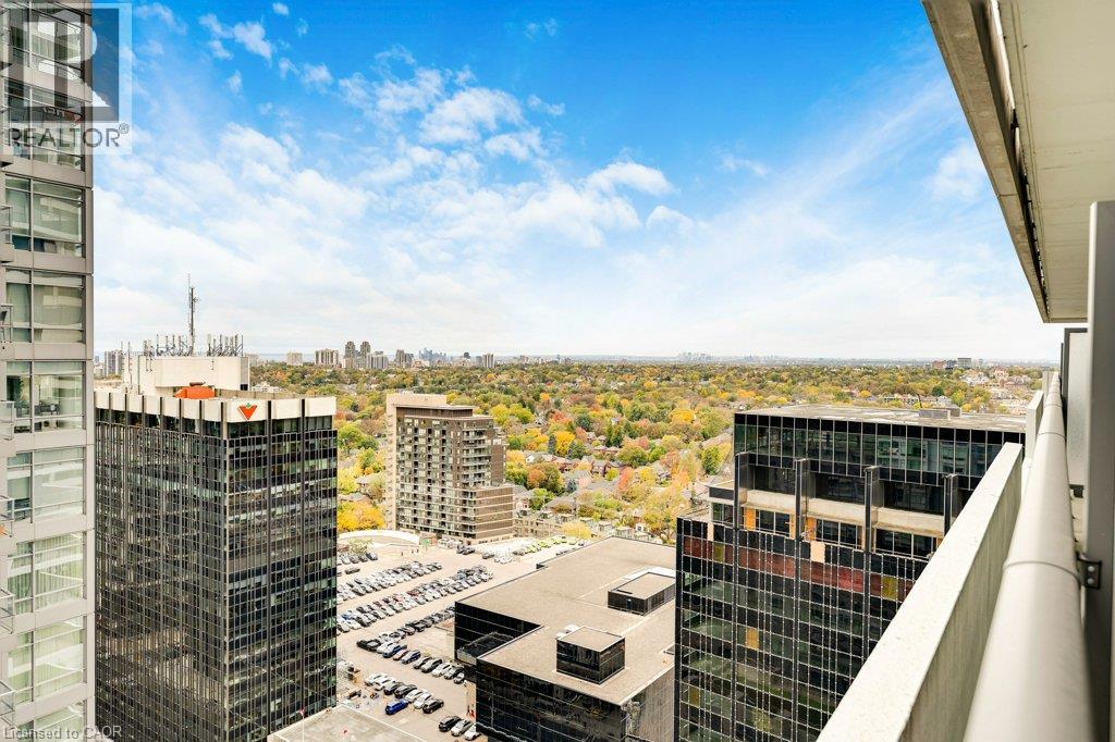 2221 Yonge Street — photo 18