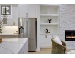 Bedroom - 6429 33 Avenue Nw, Calgary, AB T3B1K9 Photo 15