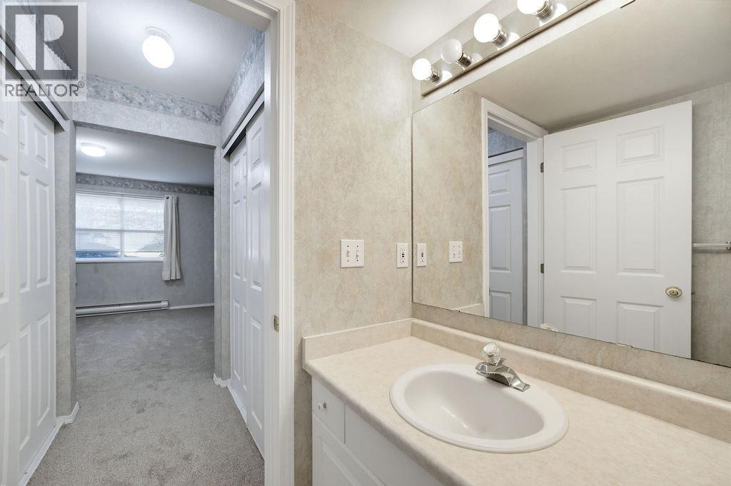 104 650 3 Street Southwest, Salmon Arm