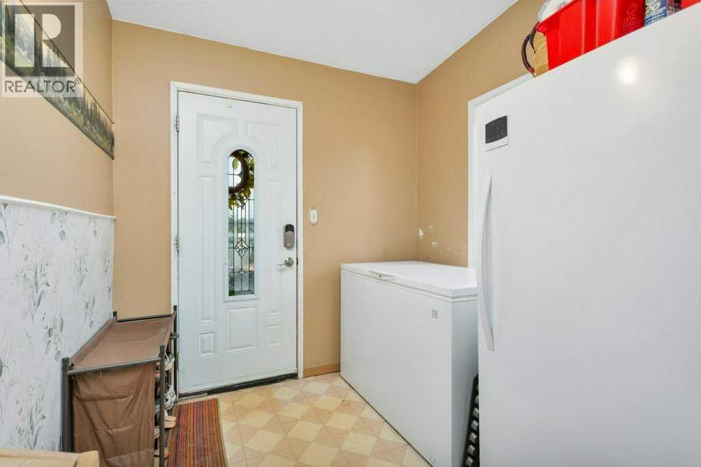 Listing photo – 4614 Park Avenue, Rimbey