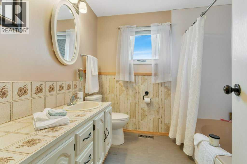 Listing photo – 4614 Park Avenue, Rimbey