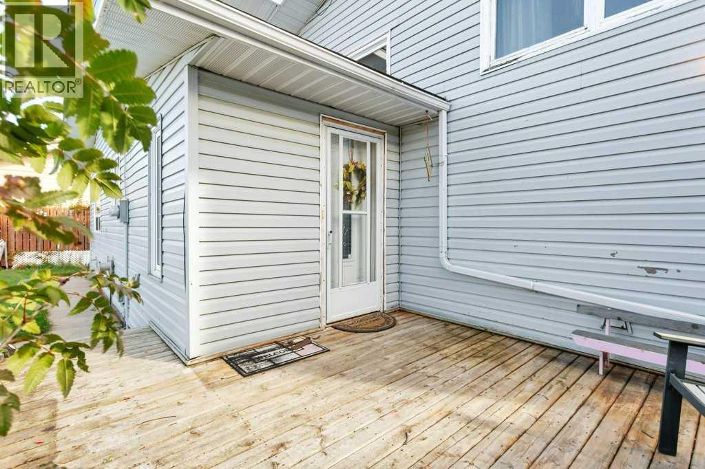Listing photo – 4614 Park Avenue, Rimbey