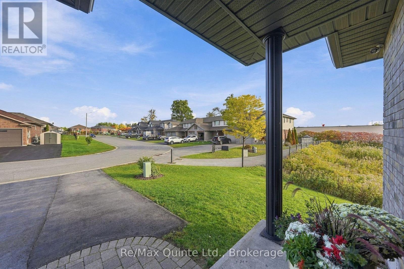 32 CORTLAND CRESCENT - 6