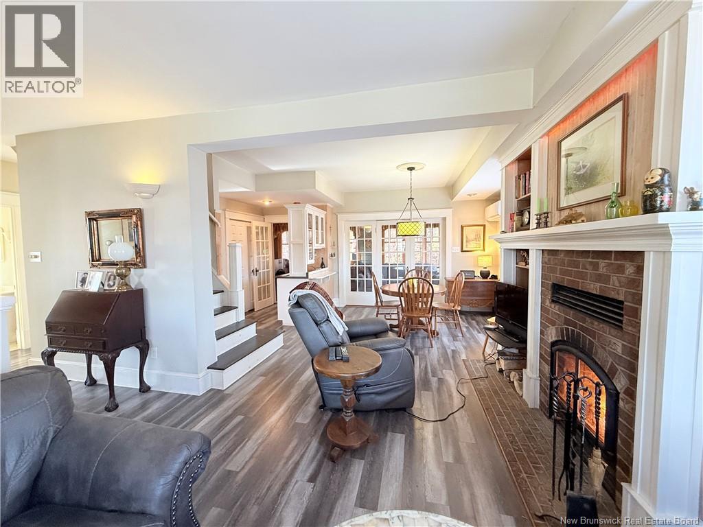 549 Main Street - 13