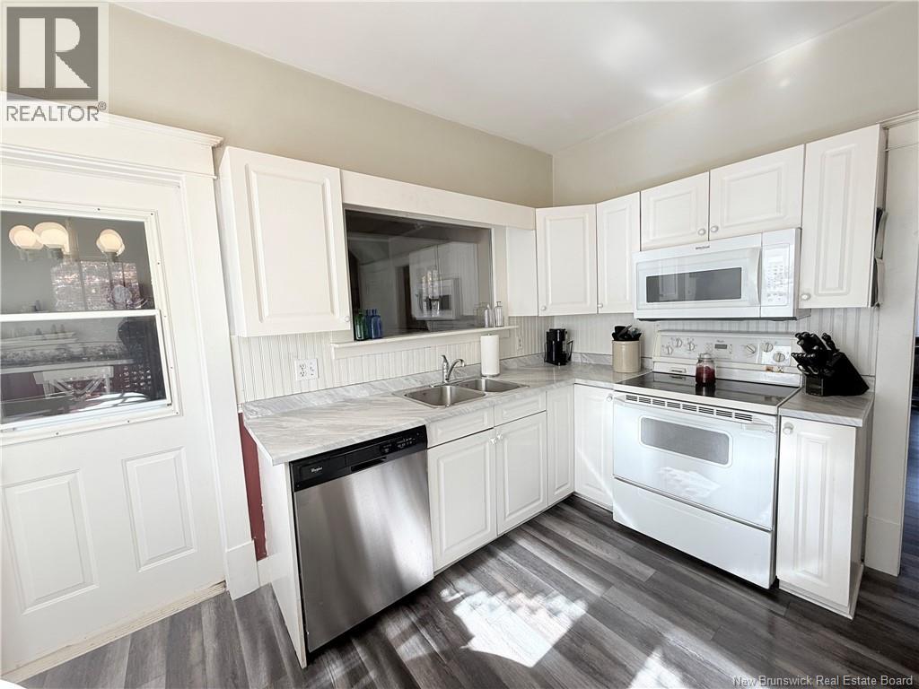 549 Main Street - 24