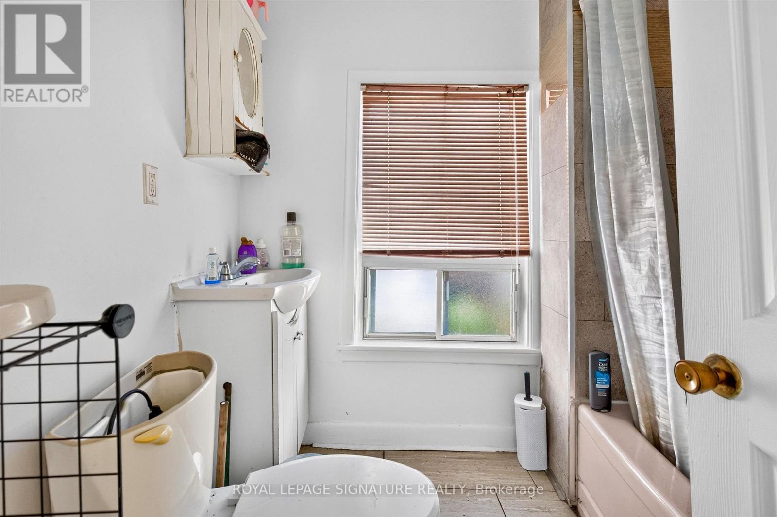 212 LIPPINCOTT STREET - 13