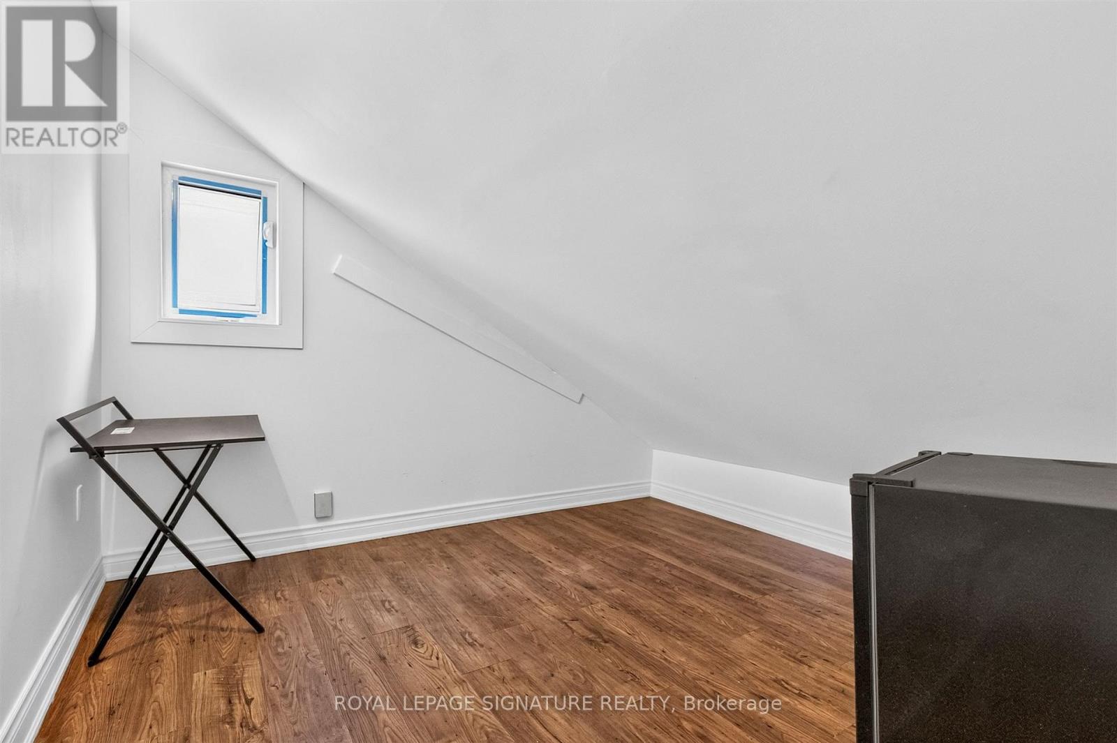 212 LIPPINCOTT STREET - 11