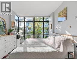 401 9300 University Crescent, Burnaby, BC V5A4X9 Photo 13