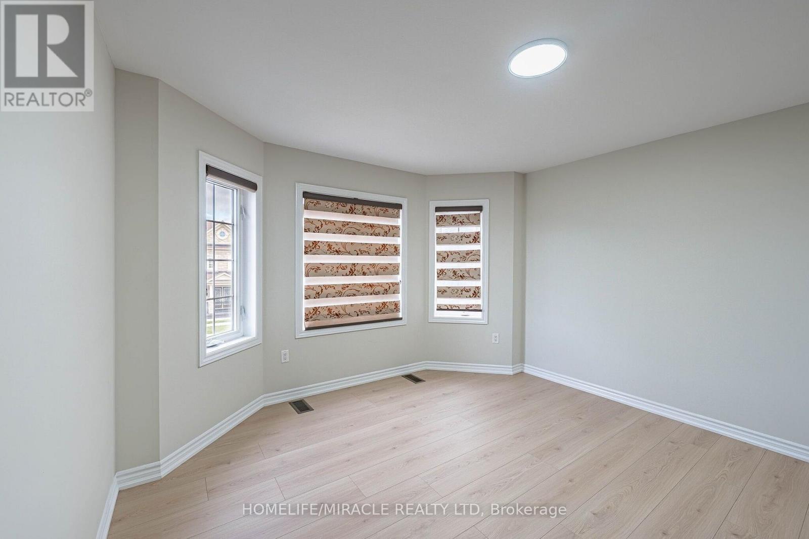 372 Remembrance Road, Brampton, ON photo 31