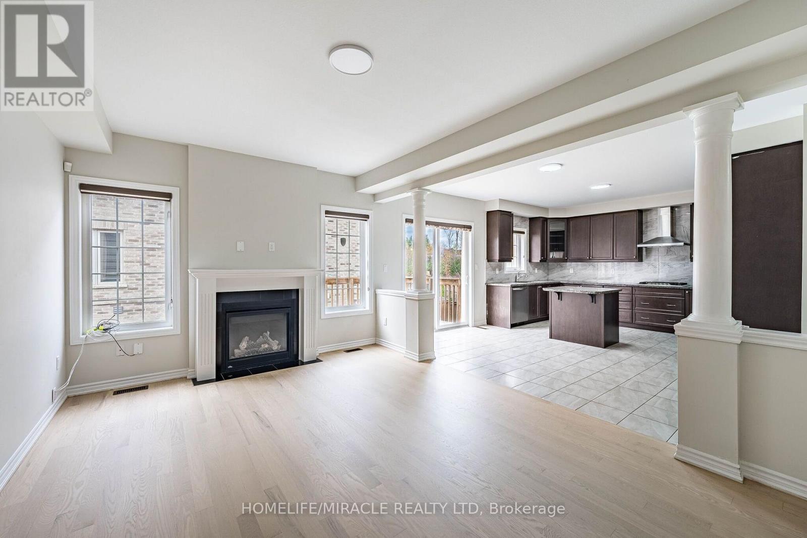 372 Remembrance Road, Brampton, ON photo 8