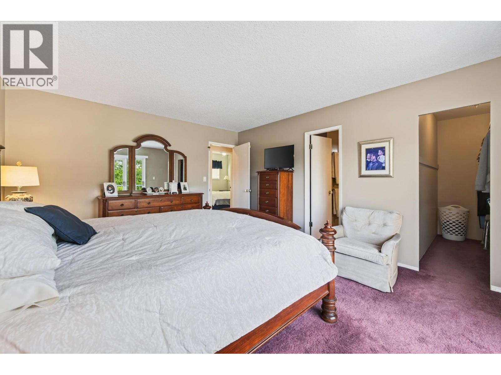 718 Driftwood Place - 12