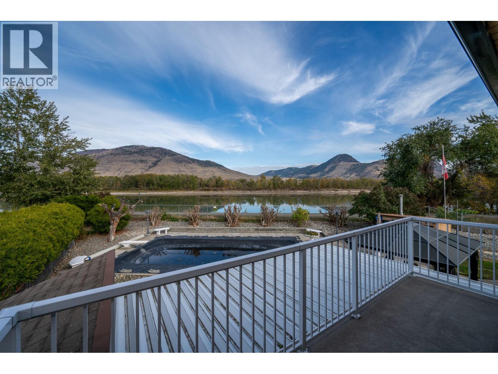 718 Driftwood Place - 17