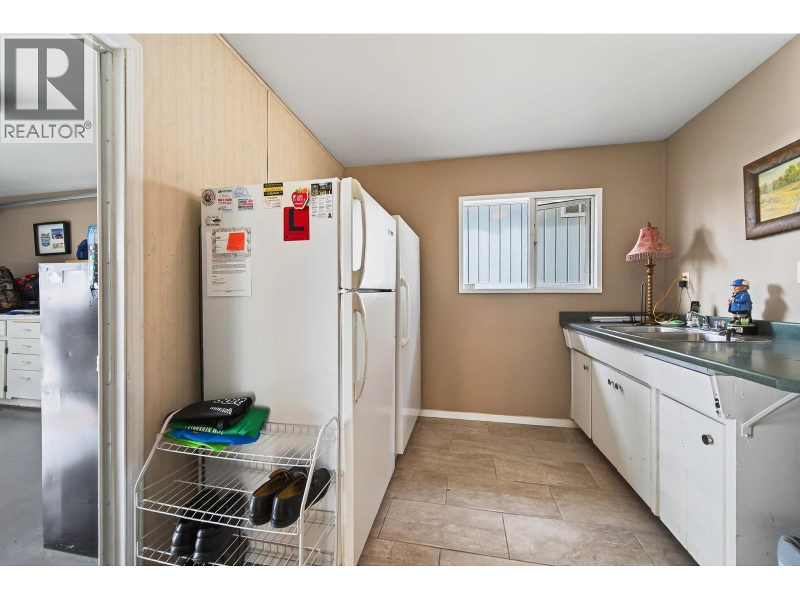 718 Driftwood Place - 23