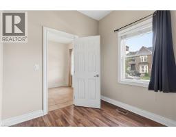 Eat in kitchen - 57 Tisdale Street N, Hamilton, ON L8L5M3 Photo 8
