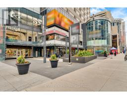 2205 - 2221 Yonge Street, Toronto, ON M4S2B4 Photo 24