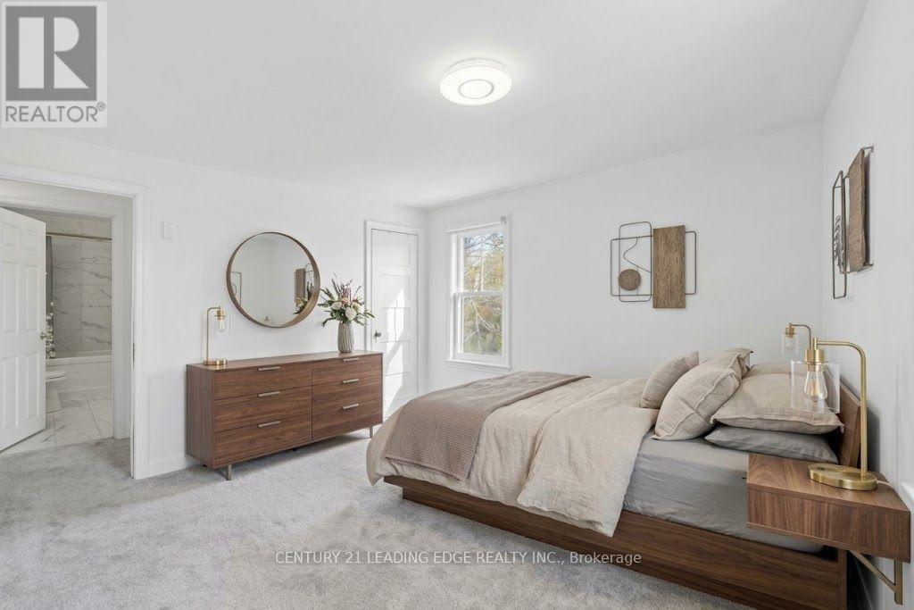 10239 Cochrane Road, Clarington, ON photo 15