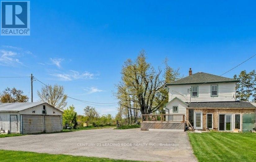 10239 Cochrane Road, Clarington, ON photo 2