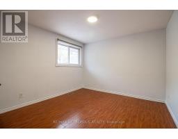 Upper - 57 Chancellor Drive, Toronto, ON M1G2W4 Photo 16