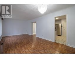 Upper - 57 Chancellor Drive, Toronto, ON M1G2W4 Photo 6