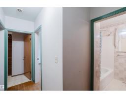 9303 86 St Nw, Edmonton, AB T6C3E6 Photo 7