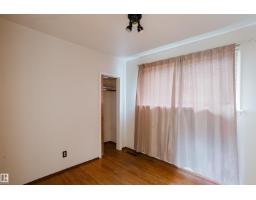 9303 86 St Nw, Edmonton, AB T6C3E6 Photo 9