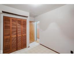 9303 86 St Nw, Edmonton, AB T6C3E6 Photo 11