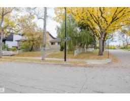 9303 86 St Nw, Edmonton, AB T6C3E6 Photo 25
