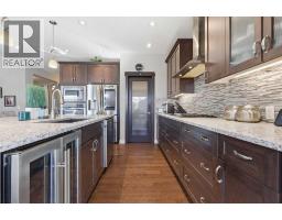 Laundry room - 19 Mount Rae Heights, Okotoks, AB T1S0M6 Photo 15