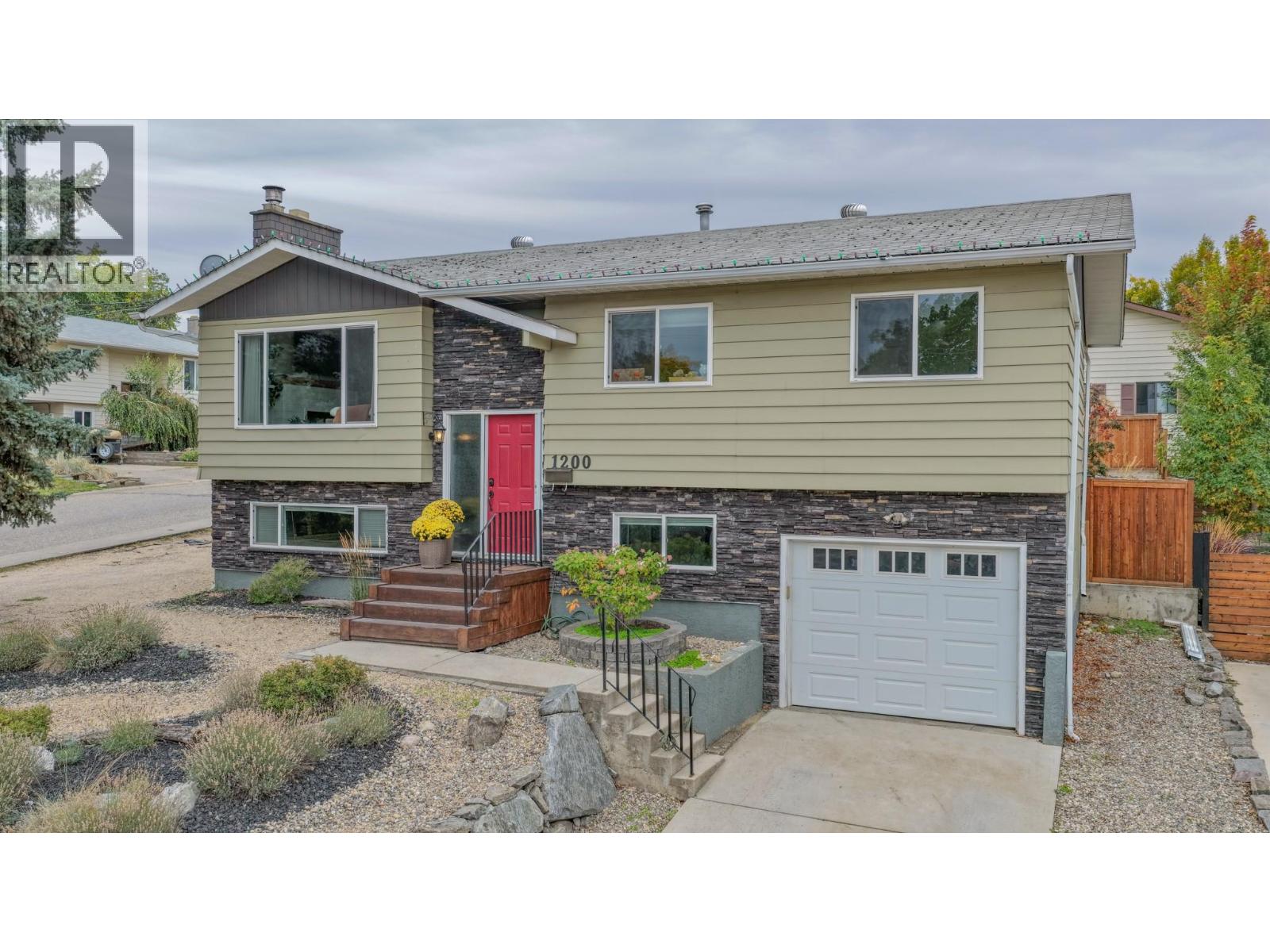 1200 28th Avenue, Vernon