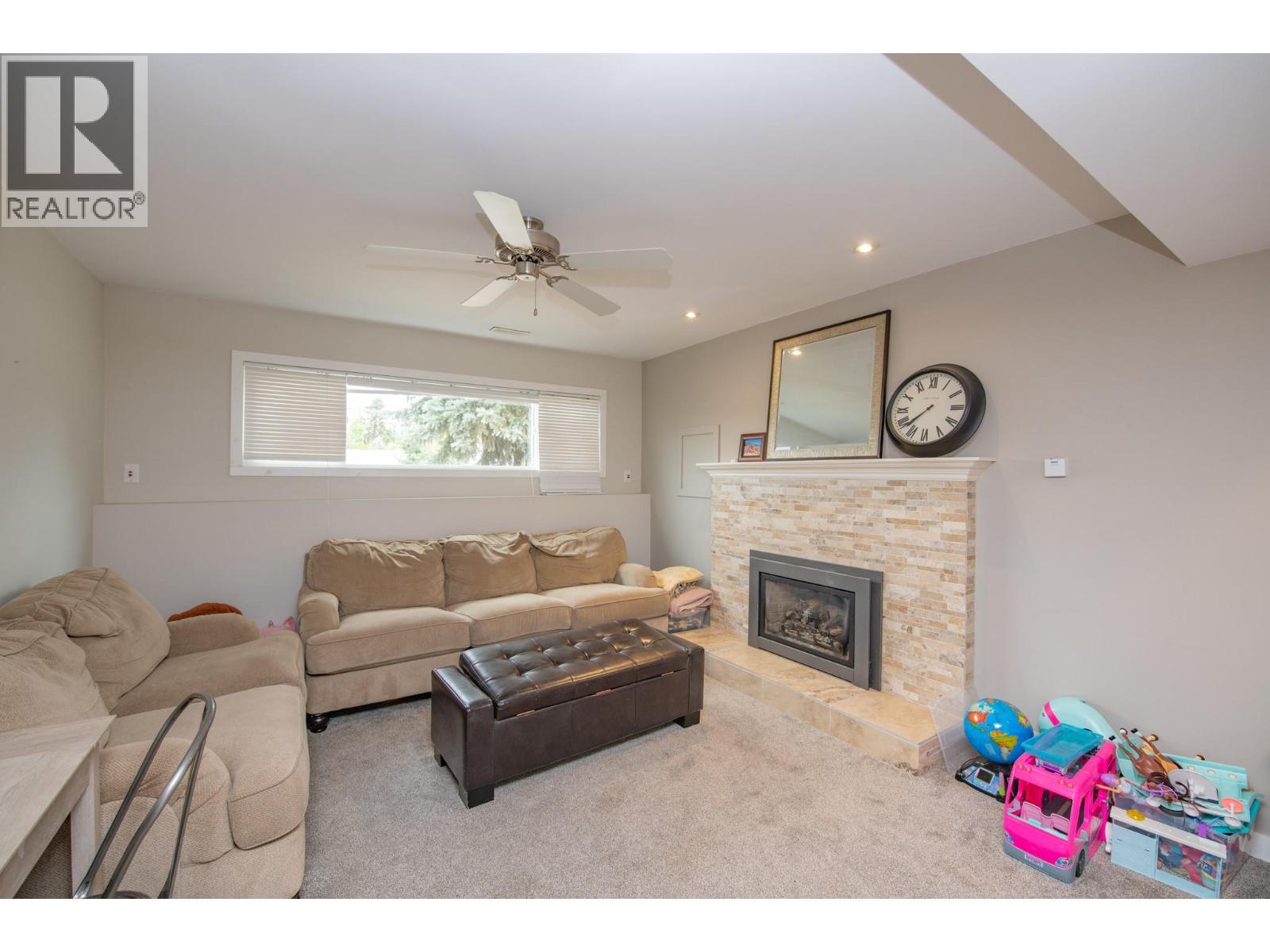 1200 28th Avenue, Vernon