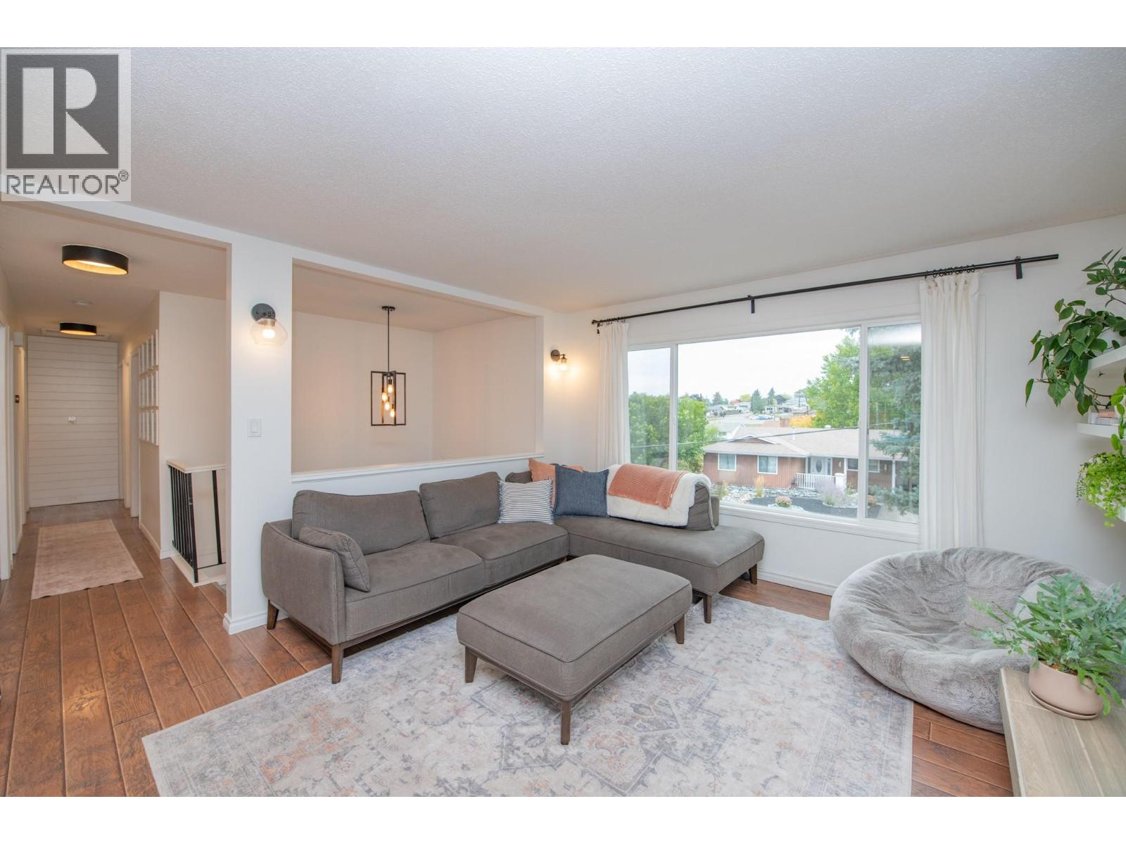 1200 28th Avenue, Vernon