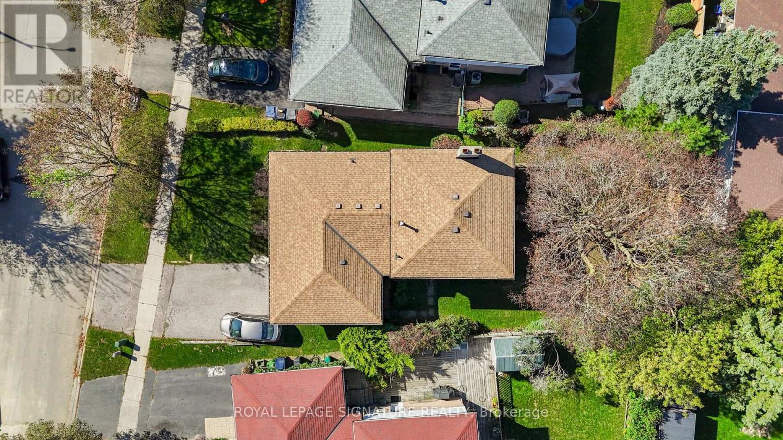 5 ERINLEA CRESCENT - 46