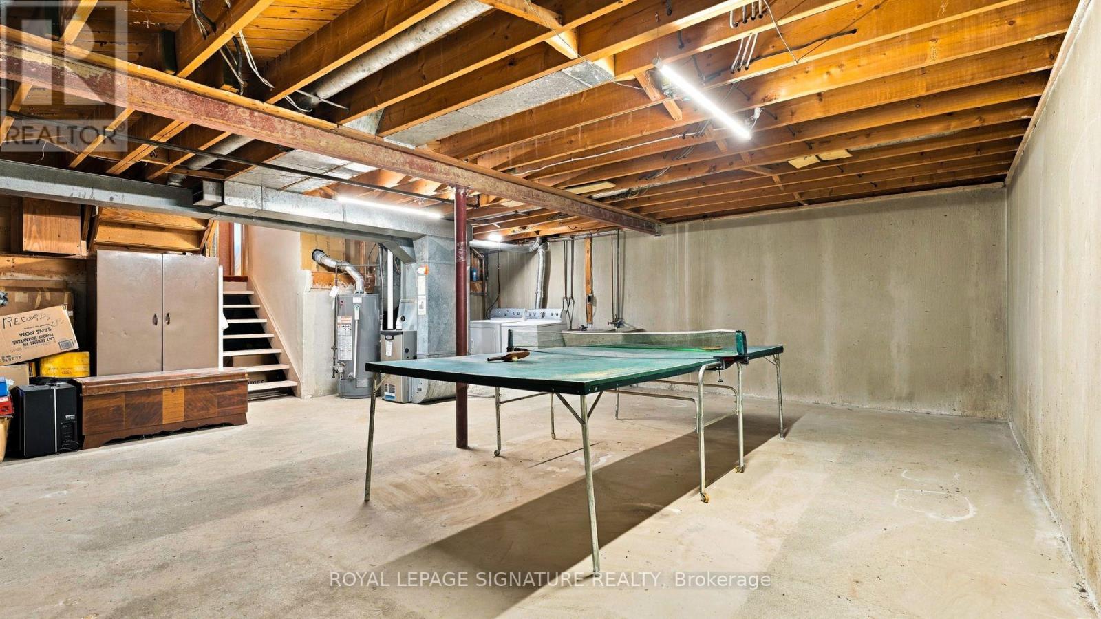 5 ERINLEA CRESCENT - 38