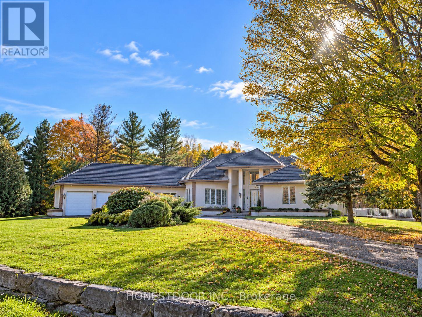 5851 KNIGHTS DRIVE, Ottawa