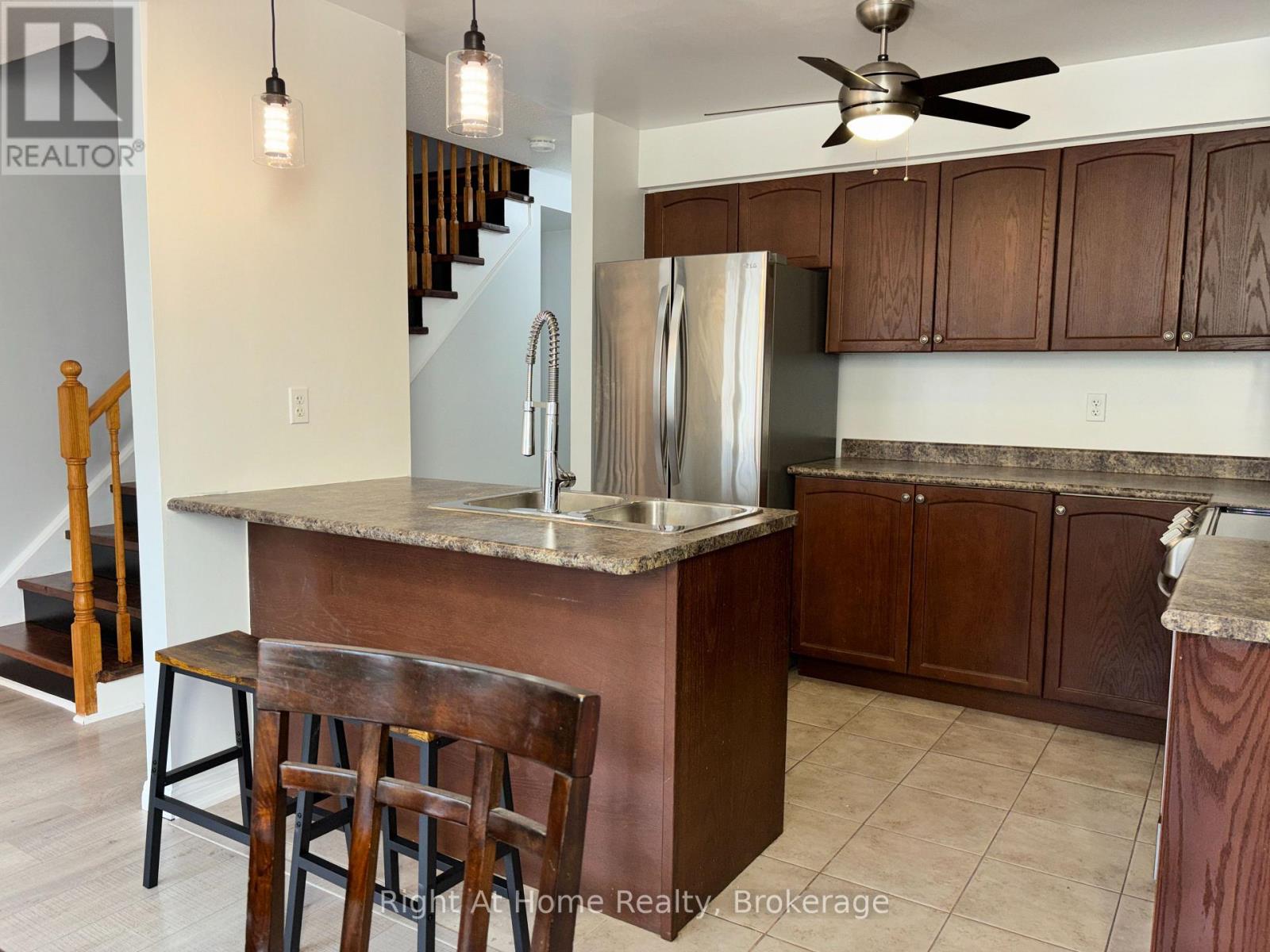 19- 23 Connell Lane, Clarington, ON photo 8