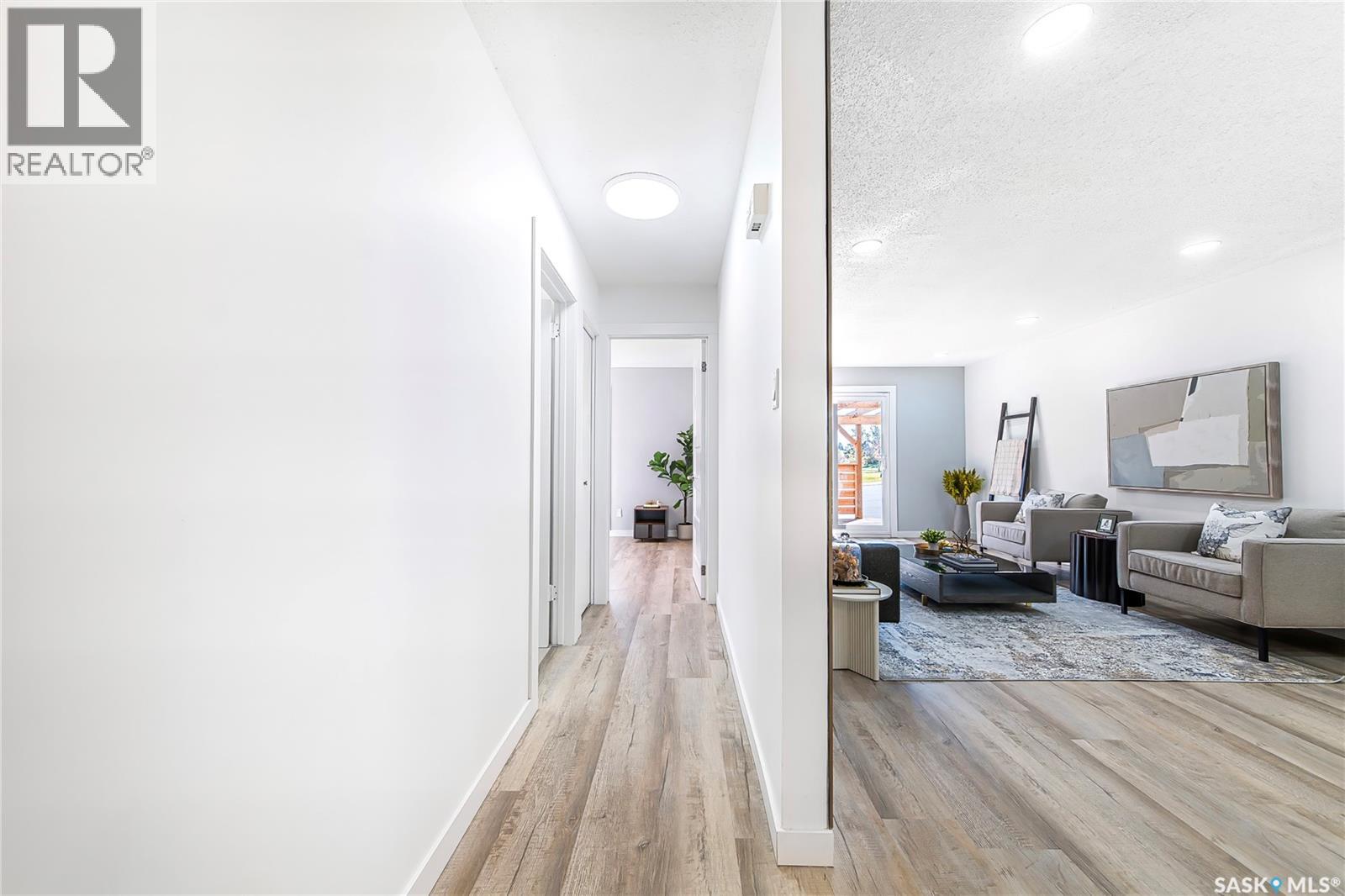 330 Acadia DRIVE - 17