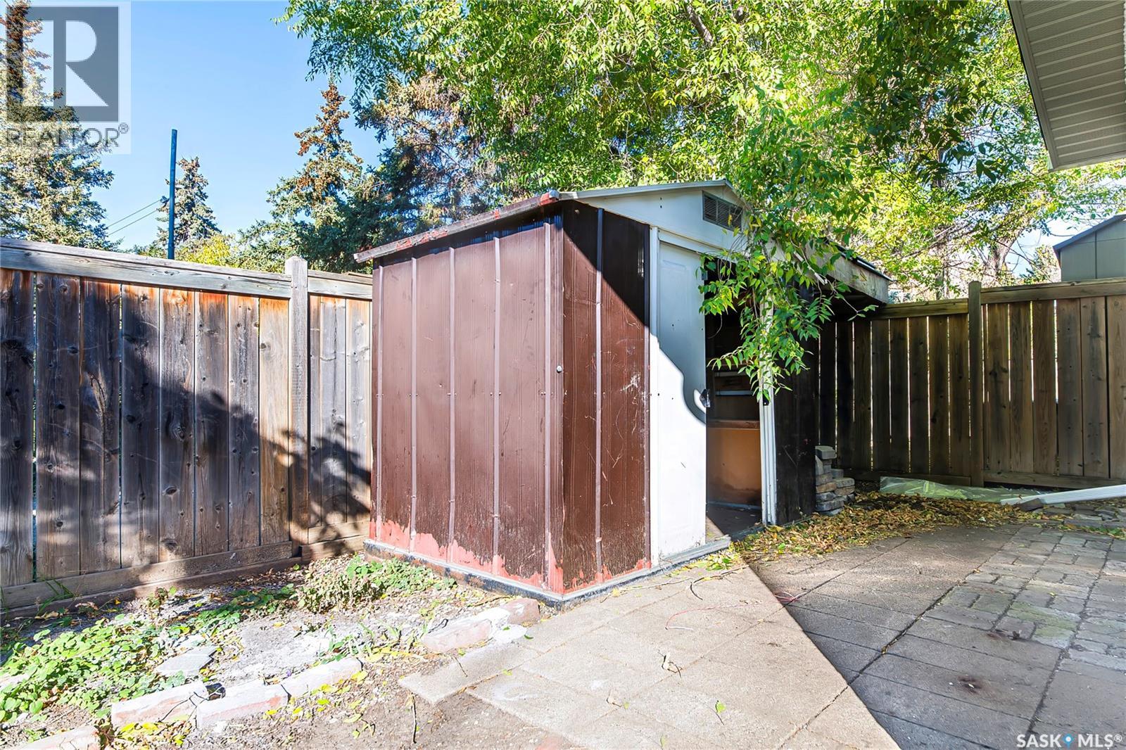 330 Acadia DRIVE - 48