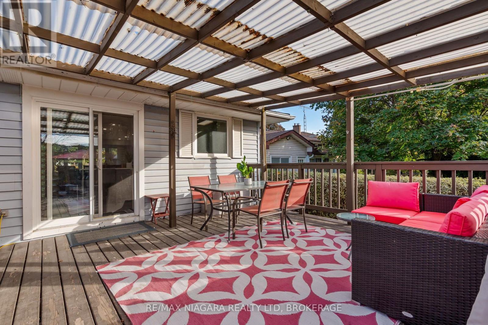 31 Jessica Drive — photo 25