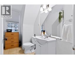 23 Forsyth Avenue S, Hamilton, ON L8S2A4 Photo 21