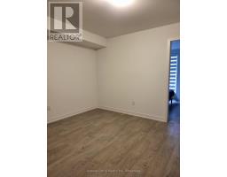 60 Hooyo Terrace, Toronto, ON M6A0E2 Photo 20