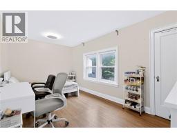 27 Forsyth Avenue S, Hamilton, ON L8S2A4 Photo 20