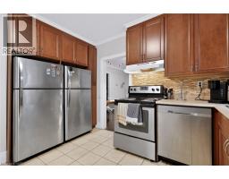 4pc Bathroom - 27 Forsyth Avenue S, Hamilton, ON L8S2A4 Photo 6