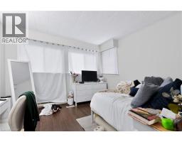 27 Forsyth Avenue S, Hamilton, ON L8S2A4 Photo 15