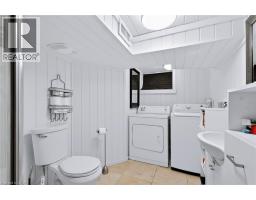 27 Forsyth Avenue S, Hamilton, ON L8S2A4 Photo 32