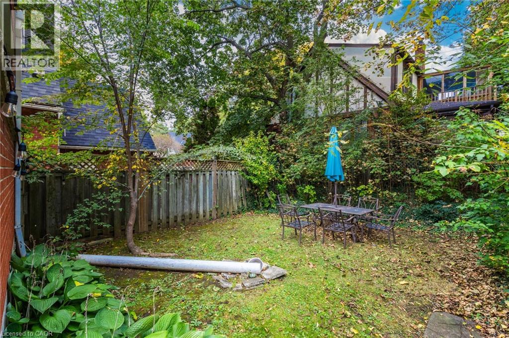 27 Forsyth Avenue South — photo 37