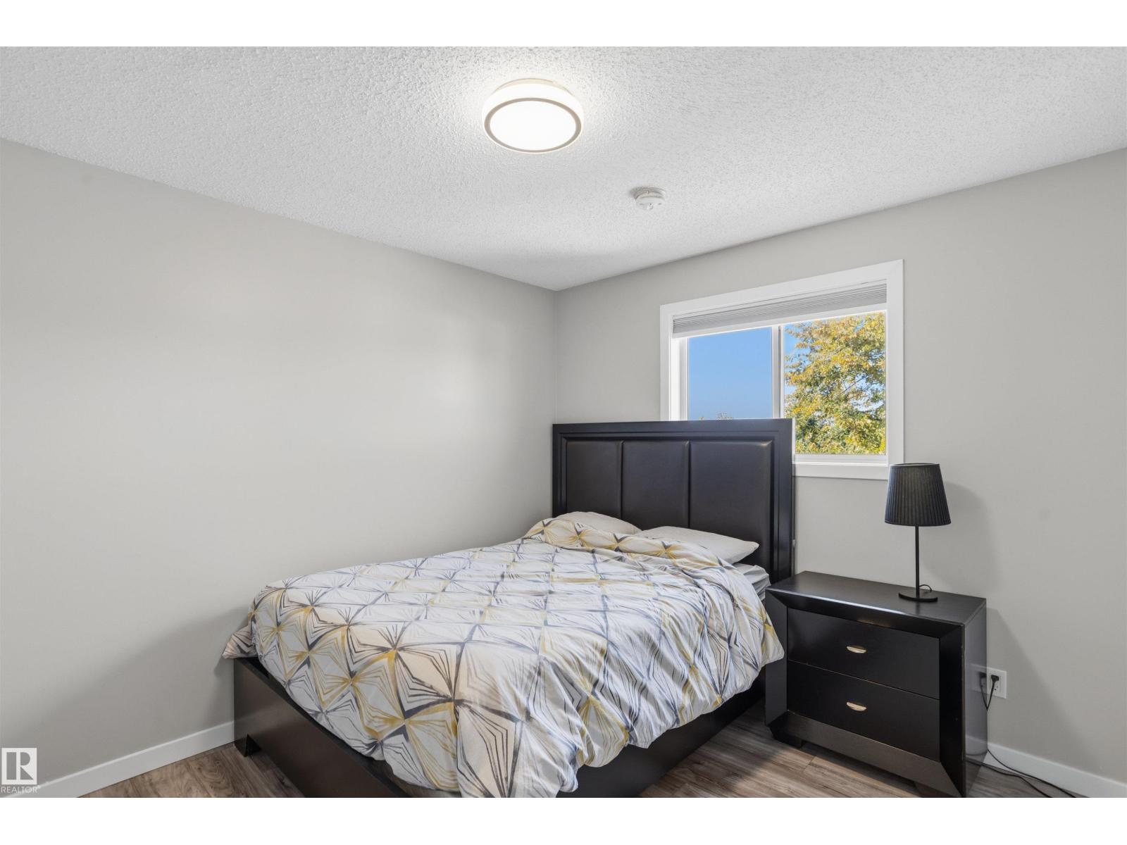 9 Davy Crescent, photo 25