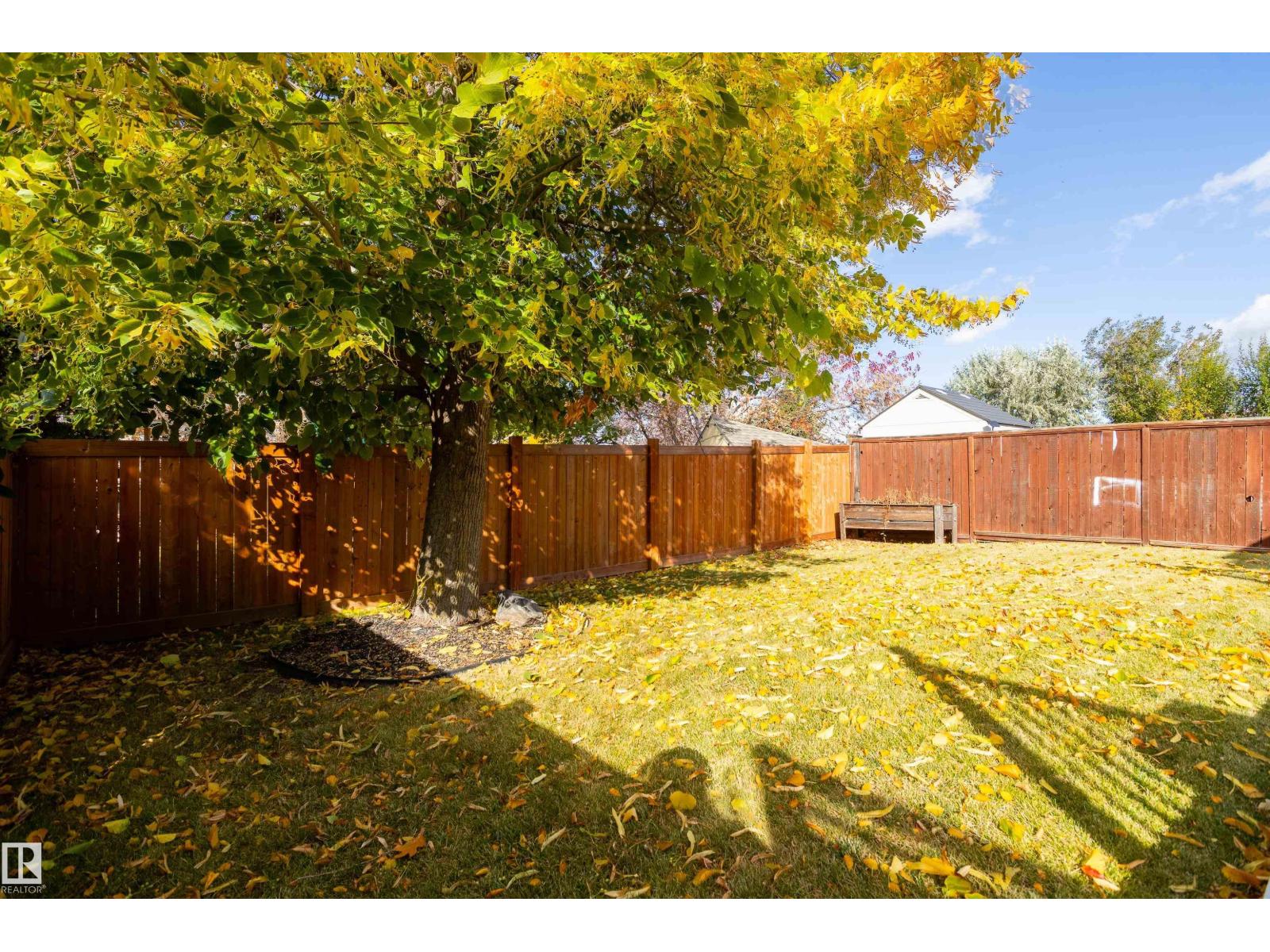 9 Davy Crescent, photo 43