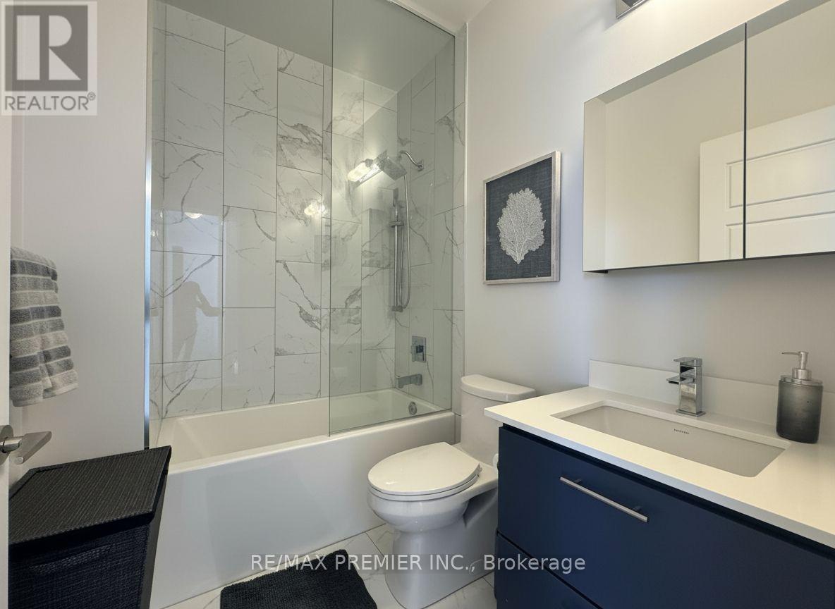 303 Broward Way — photo 14