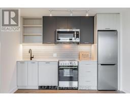 803 - 2300 St Clair Avenue W, Toronto, ON M6N1K8 Photo 12