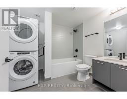 803 - 2300 St Clair Avenue W, Toronto, ON M6N1K8 Photo 18